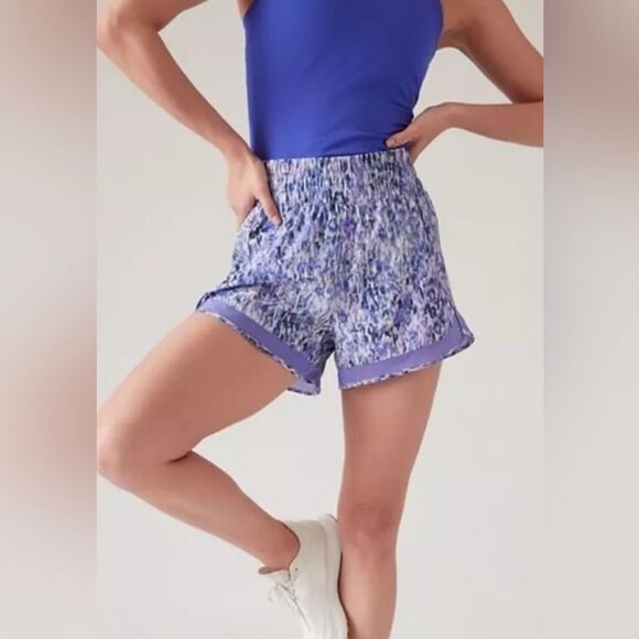 Athleta high-rise mesh racer run 3" short. Size Small EUC - Picture 1 of 8